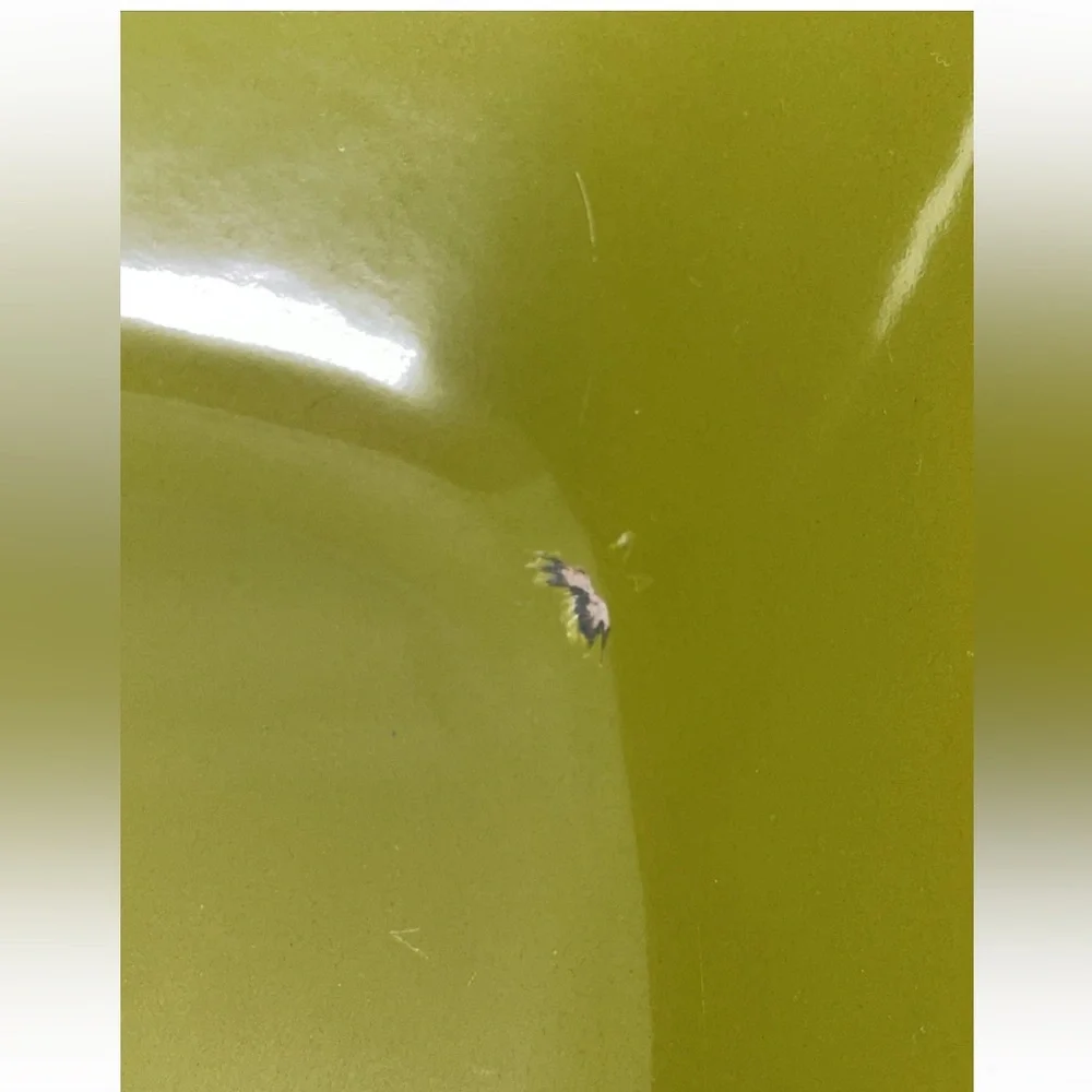 CATHRINEHOLM 1960s avocado green enamel salad bowl mid century kitchen 9.75”wide